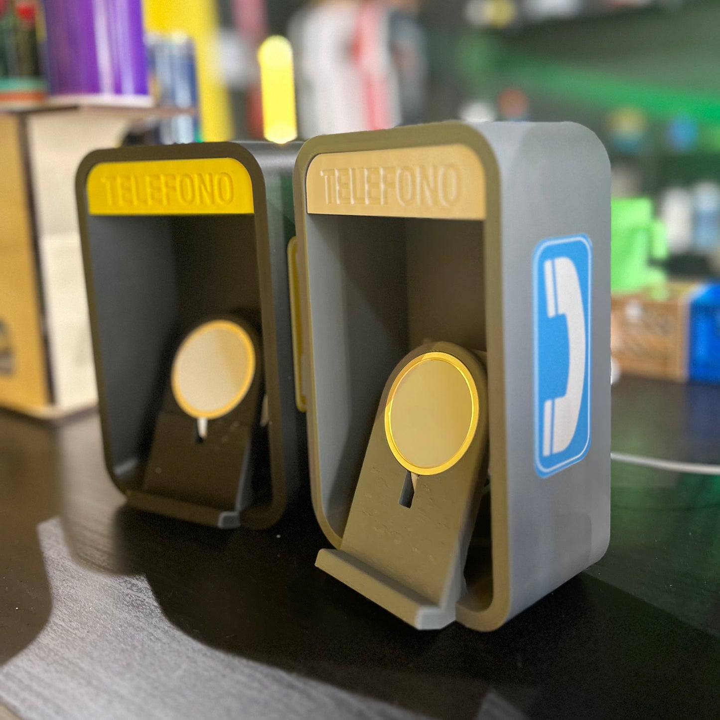 3D Printed Mini Teléfono Público