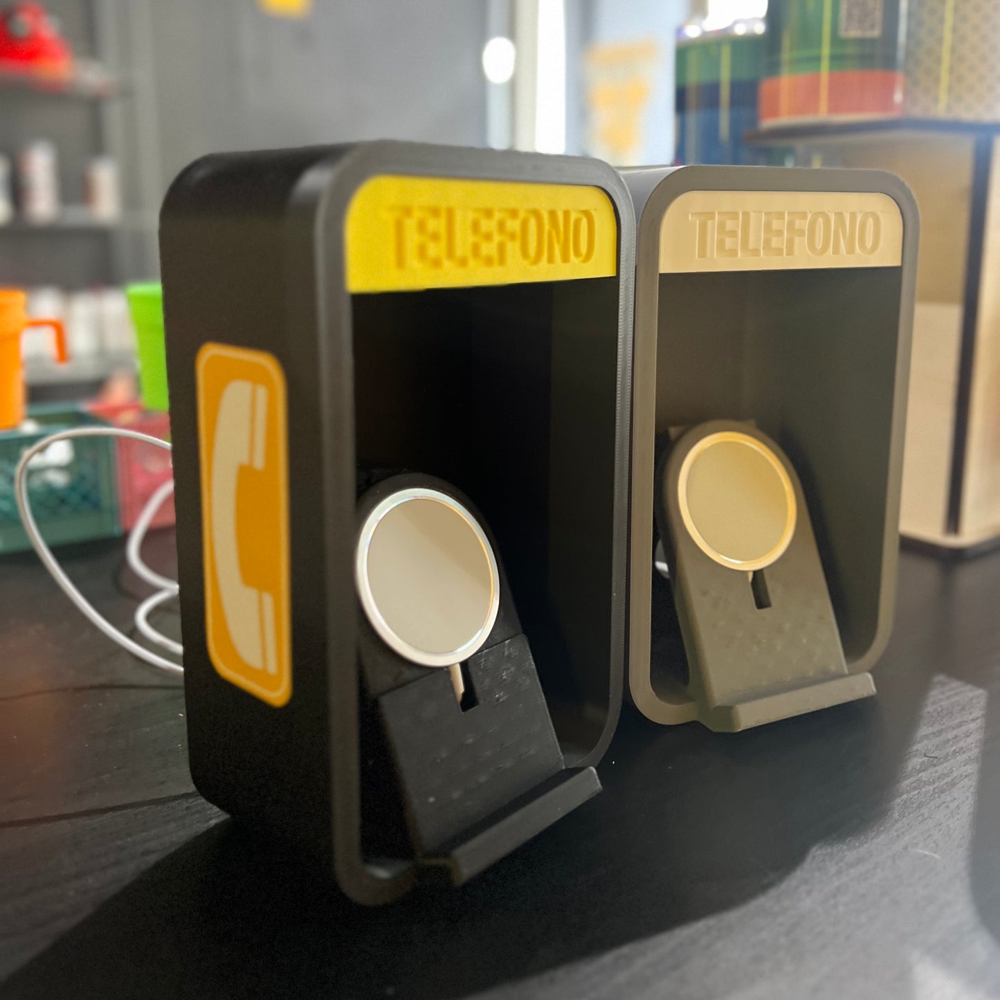 3D Printed Mini Teléfono Público